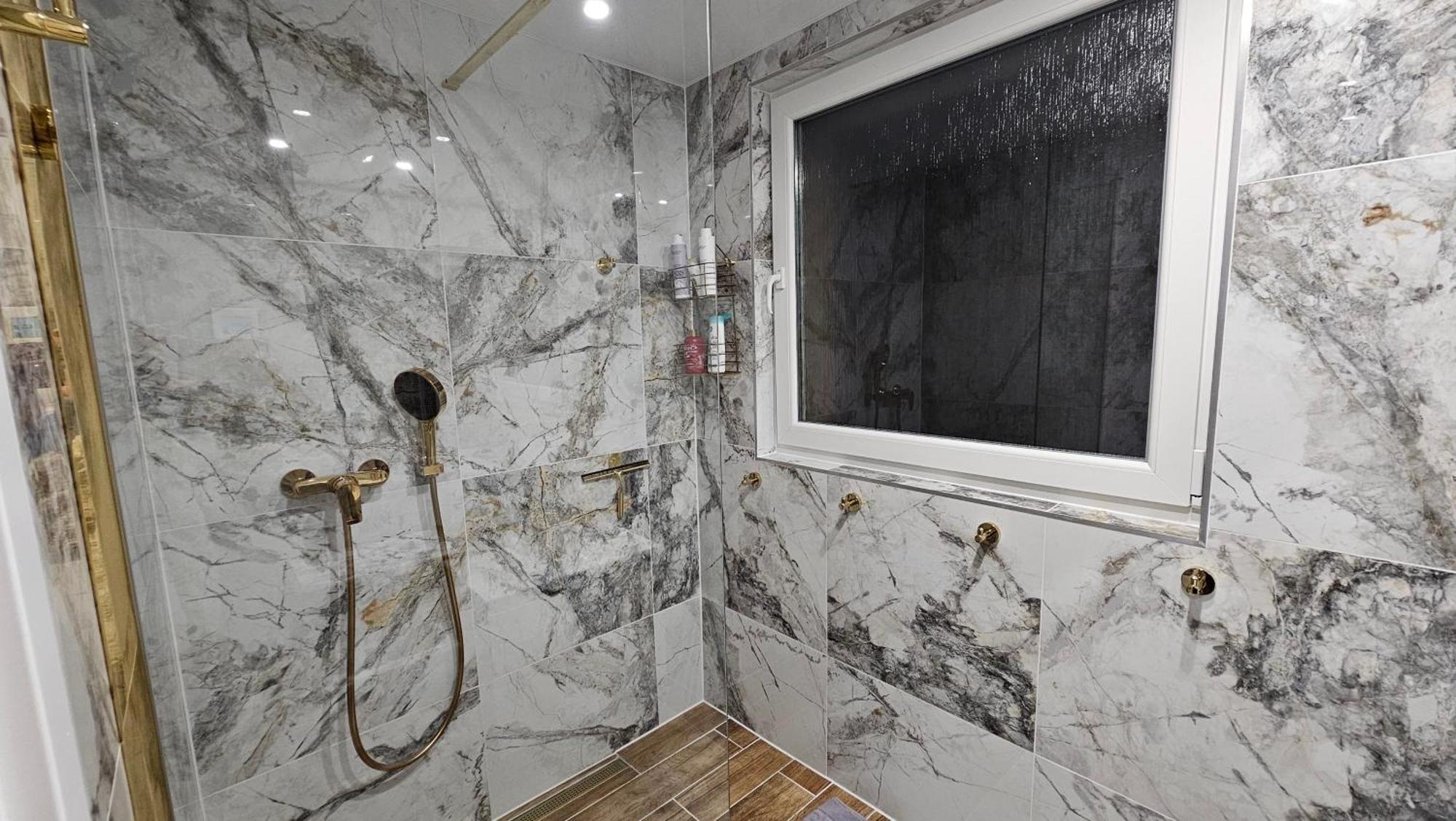 Apartmany Rudlova Glamour Banská Bystrica Esterno foto